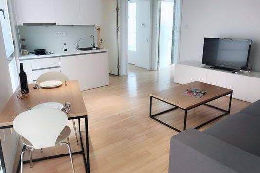 Well-designed 2br serviced apt in Xuhui nr L3,4,9