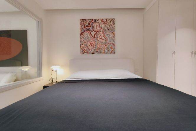   Fresh 1br Nr xujiahui M1/9/11