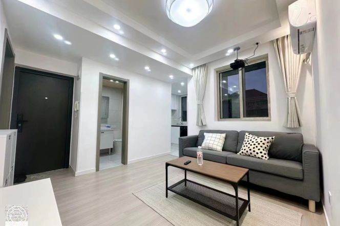 Sunny&Cozy 1Br/2Lr/1Bt Close to L10 Shuicheng rd Station 