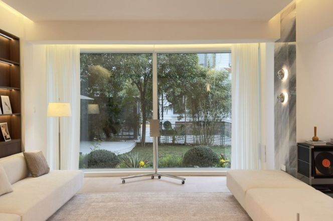 Villa @ QingPu 5br/4bt 300sqm with large garden quality design