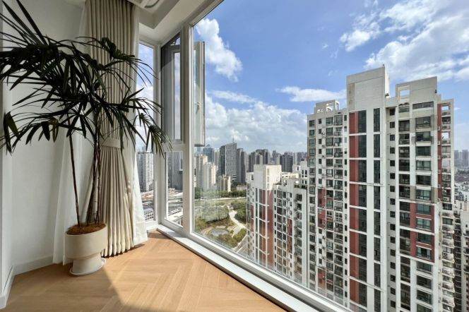 Scenic windows | Modern 3Br | Longde rd metro L11/13 | Floor heating | 16.2K