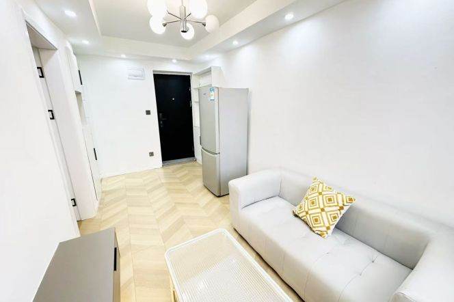Nice 1br/1lr@zhongshan park sta 4.9k