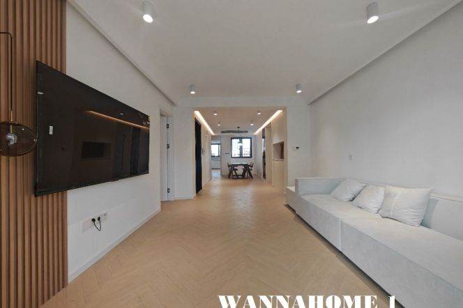 Top Compound+New&Modern&Spacious 3Bdrs 2Baths Apt+Big Balcony+Nice View