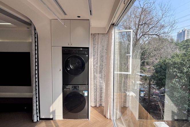 3Bdrs 2baths Apt/Modern&Spacious /L15 Wuzhong Rd/Nice Compound/elevator