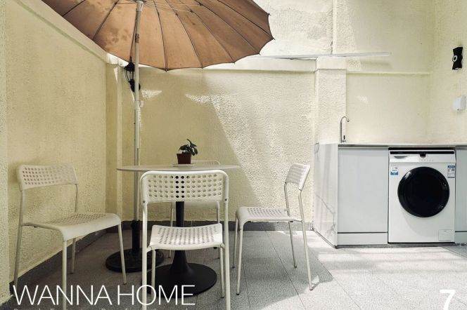 Hot Golden Area/Jing'an West Nanjing/Lovely Garden/Large Storages/Heater/Cozy2br