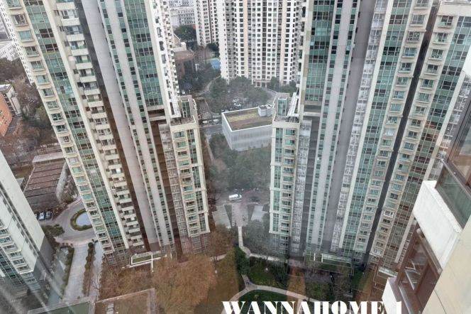 Awesome View+Top Compound+Jing An Temple+ Modern&Spacious&Bright 2Bdrs 2Baths Apt+Free Club 