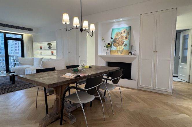 Sub Top 3br/2bt Balcony Flat in Zhaojiabang Road