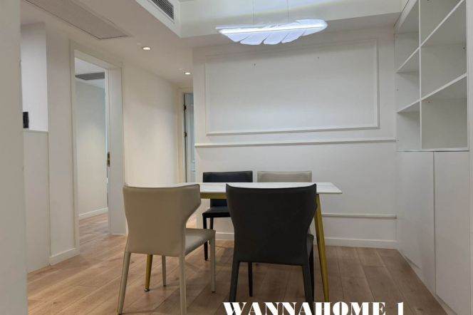 Awesome View+Top Compound+Jing An Temple+ Modern&Spacious&Bright 2Bdrs 2Baths Apt+Free Club 