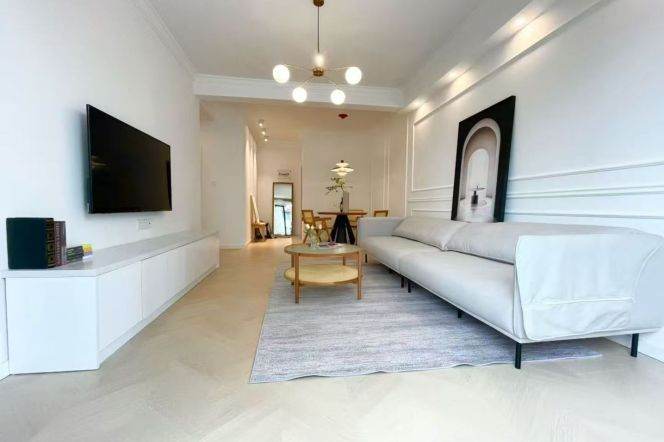 Elevator 2Brs/2Lrs/1Bt apt nr Jiangsu rd,M2/11