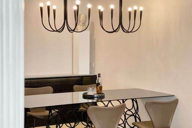 2 Brs, 2 Baths with Open Balcony, 140 Sqm @ Jiashan metro L9&12