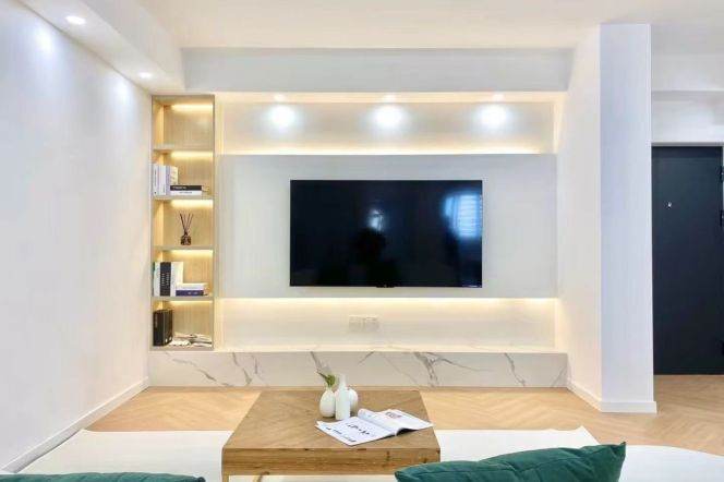 Elevator Spacious 2Br/2Lr/1Bt Close to L2/7/14 Jing’an Temple Station 