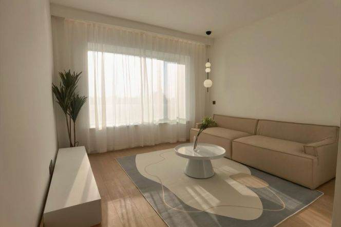 2 Brs, 2 Baths, 120 sqm with Floor Heating/Central ac/Oven, 120 sqm @ Changping metro L7