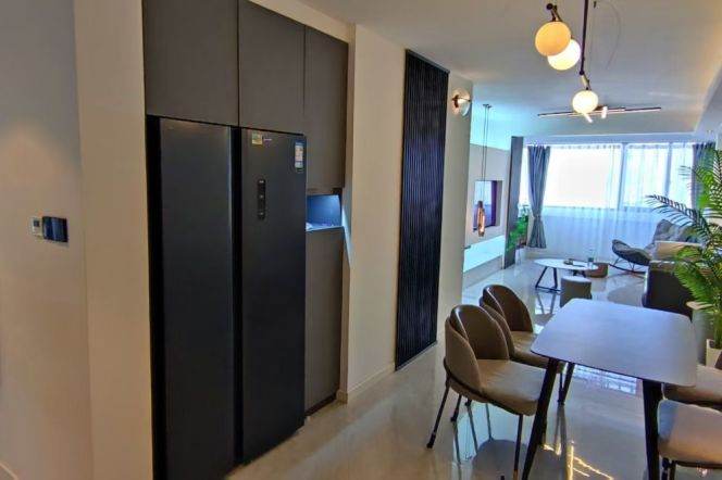 3 Brs, 1 Bath with Floor Heating/Central ac/Oven, 130 sqm @ Jiangsu metro L2&11