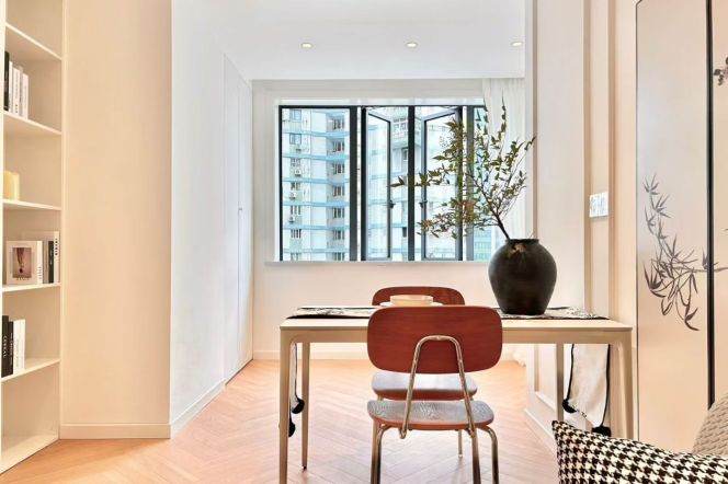 Elevator Spacious 1Br/2Lr/1Bt Close to L2/12/13 West Nanjing Rd Station 