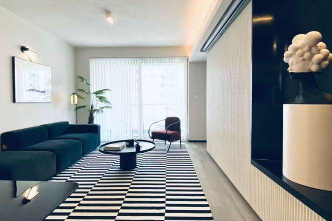 2 Brs, 2 Baths with Open Balcony, 140 Sqm @ Jiashan metro L9&12