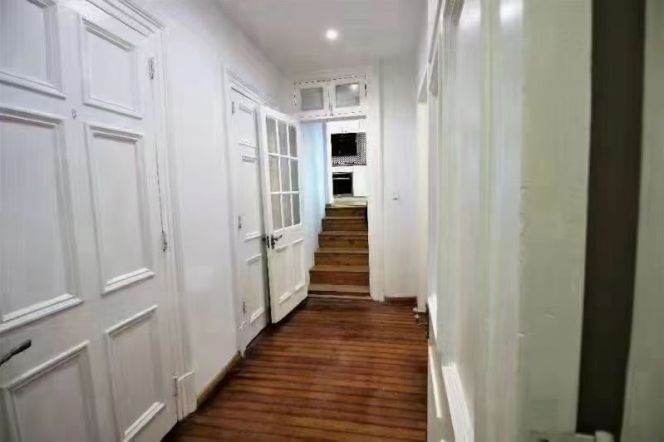 1 Big Br with Terrace, Wall Heating/Oven/Dryer, 90 Sqm @ Jingan temple L2&7