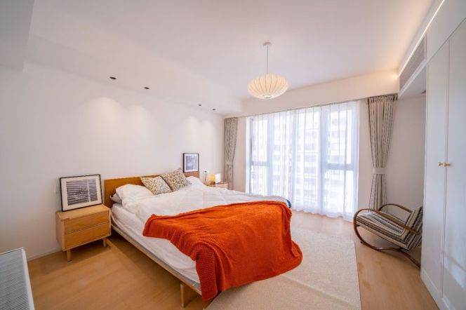 2 Brs with Open Balcony, 110 sqm/Wall Heating/Oven @ Jiangsu rd station L2&11