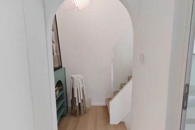 Beautiful 2BR APT Balcony Yongkang Rd Shanxi(s) Rd 13k