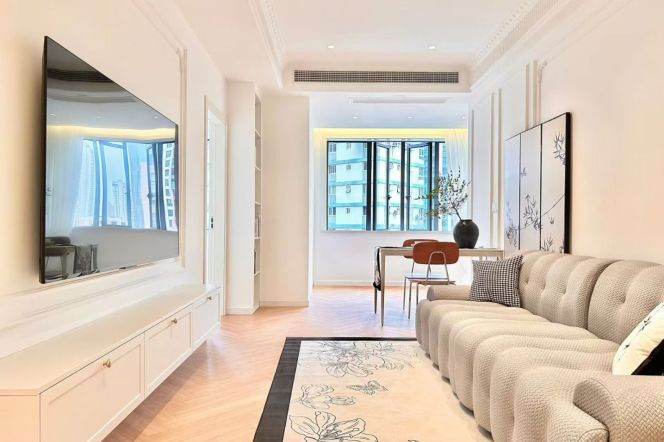 Elevator Spacious 1Br/2Lr/1Bt Close to L2/12/13 West Nanjing Rd Station 