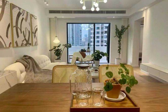 Changde/Xinzha Rd floor heating 2brs/2lr/1ba apt wt balcony; L7
