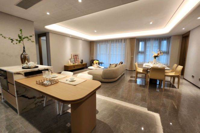 brand new modern 4brs floor heating brand new furniture beside Huang pu river 48K