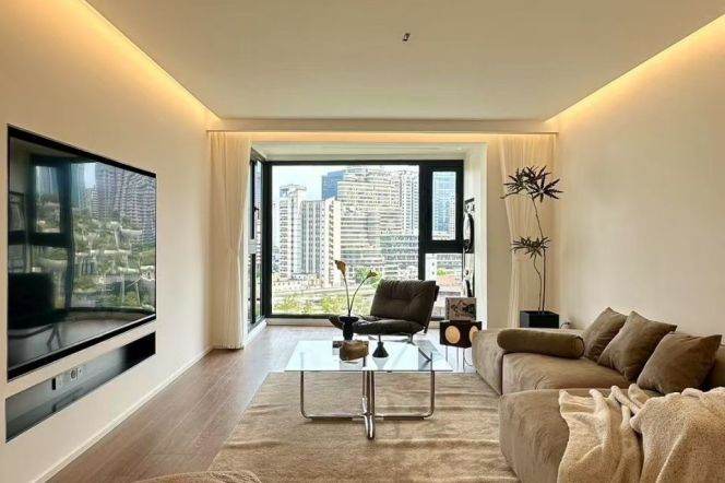 Brilliant City spacious bright 3br/2bt@Zhongtan rd 170sqm  with  Panoramic River view