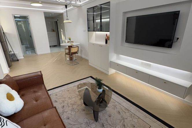 Spacious 85sqm 1Br/2Lr/1Bt with Tons of Storages@L2/15 Loushanguan Rd Station 