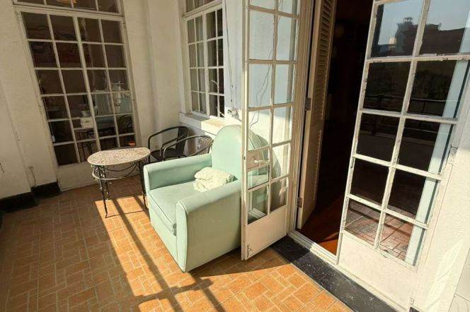 1 Big Br with Balcony, Wall heating/Oven, 140 sqm @ Tiantong metro L10&12