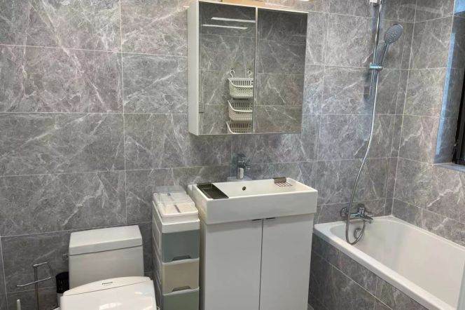 modern big 3brs central aircon beside IAPM and metro line 1,10,12 only 26K