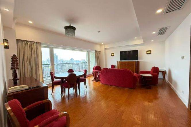 Stunning view Large Balcony Floor heating Hengshan Rd 