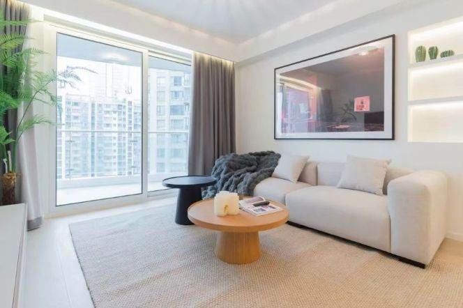 modern 2brs floor heating open balcony floor heating near Taikoo Hui line 2,12,13 only 19.5K