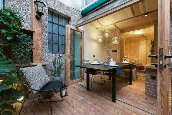 2br Yard – 2 minutes to Changshu Road, Line 1/7