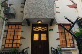 Beautiful townhouse@Iapm with both front garden and back garden 200sqm