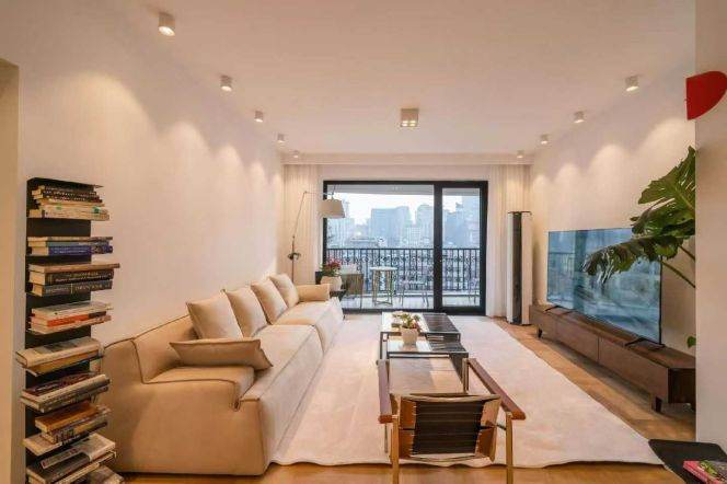 The Riverside Spacious bright 3br/2bt@tiantong rd right by suzhou creek