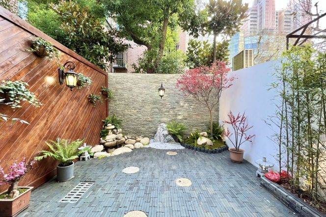 1 Big Br with Yard, Central ac/Oven/Dryer, 80 sqm @ Changshu metro L1&7