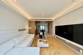 2 Brs, 2 Baths, Floor Heating/Central ac/Oven, 140 sqm @ Century Park L2