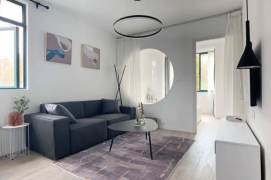 modern 1br Nr Zhongshan park M2/3/4