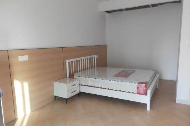 Shanghai University 5br & 5ba whole or separately.short or long term least 