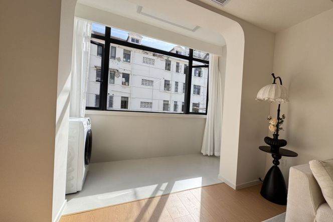 brand new 1br Nr jingan temple M2/7
