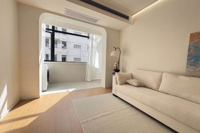 brand new 1br Nr jingan temple M2/7