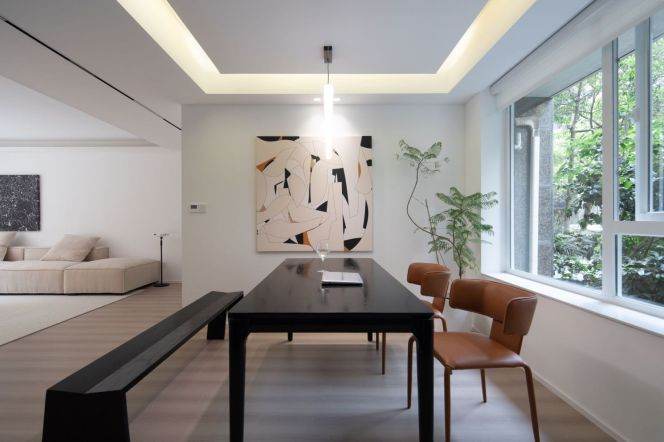 Regent Garden spacious 3br/2bt@Jiangning rd with large sunny private garden