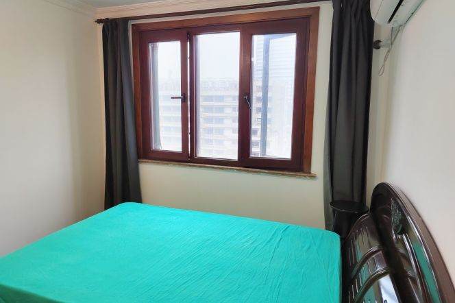 Cozy bright room west yan an lu /zhongshan Park DHU/ ECNU