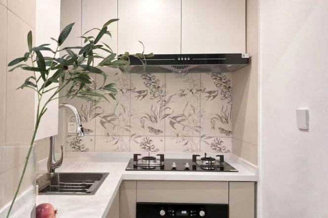 cozy 1br with yard Nr hongqiao road M3/4/10