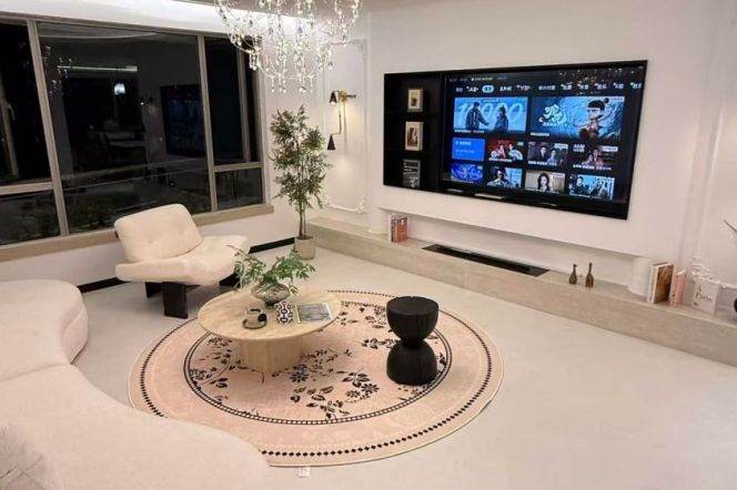 modern brand new big 4brs floor heating modern furniture near century park line 2,6 only 23K