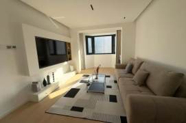 Elevator: 1BR-Shimen 2nd Road-3 minutes to Line 13-Shanghai Natural History Museum