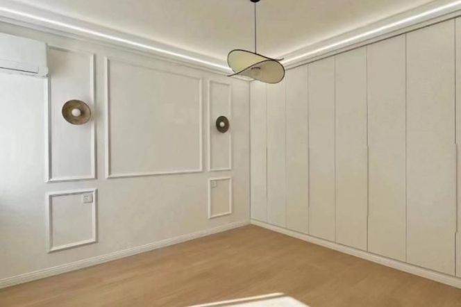 Spacious 2Brs/1Lr/1Bt apt nr zhongshan park,M2/3/4