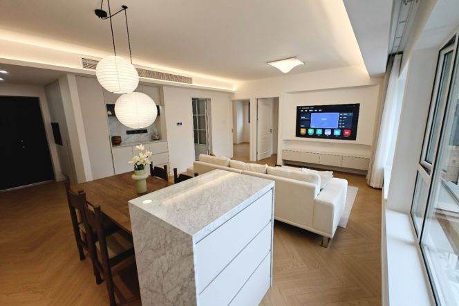modern big 2brs floor heating big living room near Jing an temple CBD line 2,7,14 