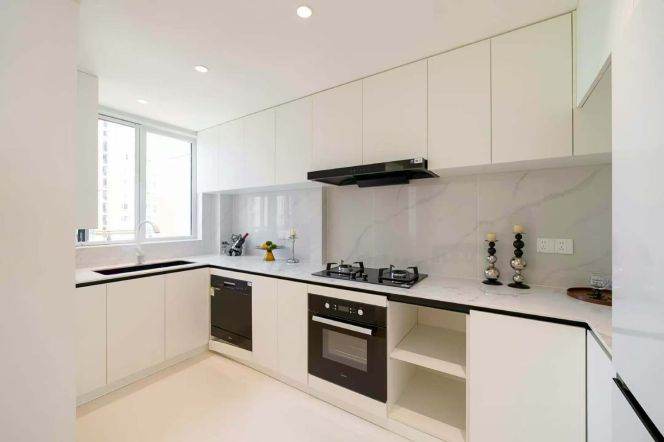 brand new big 3brs floor heating open balcony modern furniture in Zhong shan park 