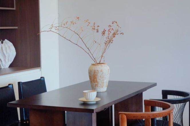 Spacious bright 3br/2bt@zhongtan rd 150sqm with ceiling to floor windows