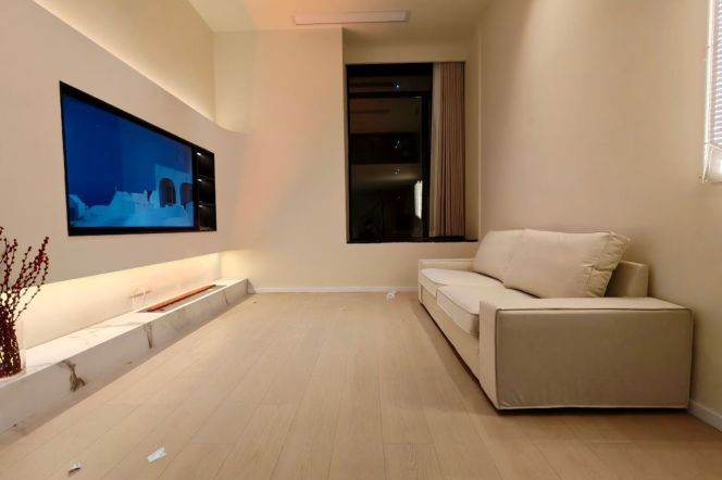 2 Brs, 1 Living room with Brand-new Dec, 85 sqm @ Changping metro L7